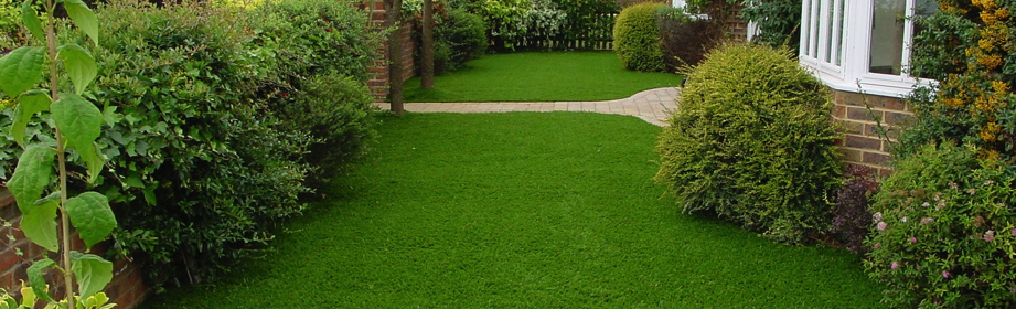 Kunstrasen im Garten